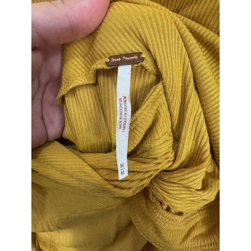 Free People Ribbed Twist Back Top Womens Medium Mustard Yellow Boho Whimsical